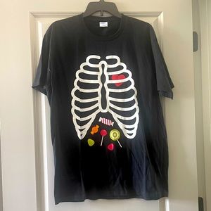 Halloween candy T-shirt size L NWOT